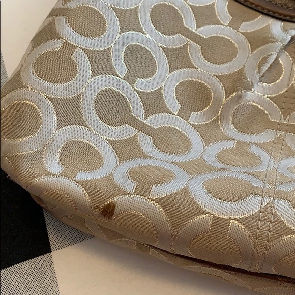 COACH Crossbody Bag - Picture 3 of 6